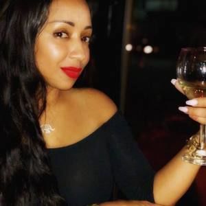 Meet your Posher, Odette